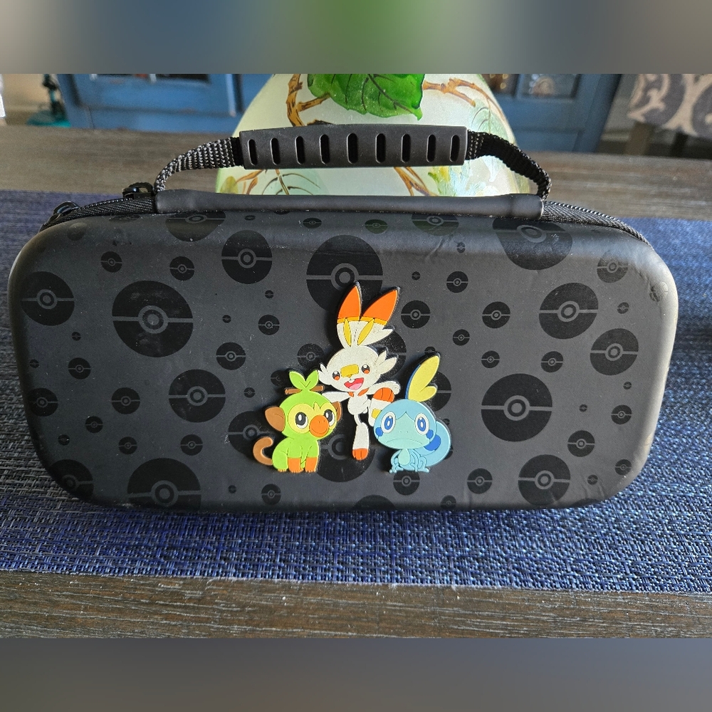 Black Pokémon Themed Carrying Case